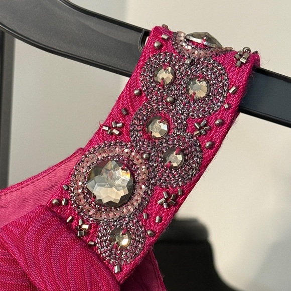 Pink Sleeveless Dress - Picture 4 of 8